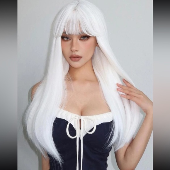 Long w/ Bangs Synthetic Wig ❤️ - Picture 4 of 4